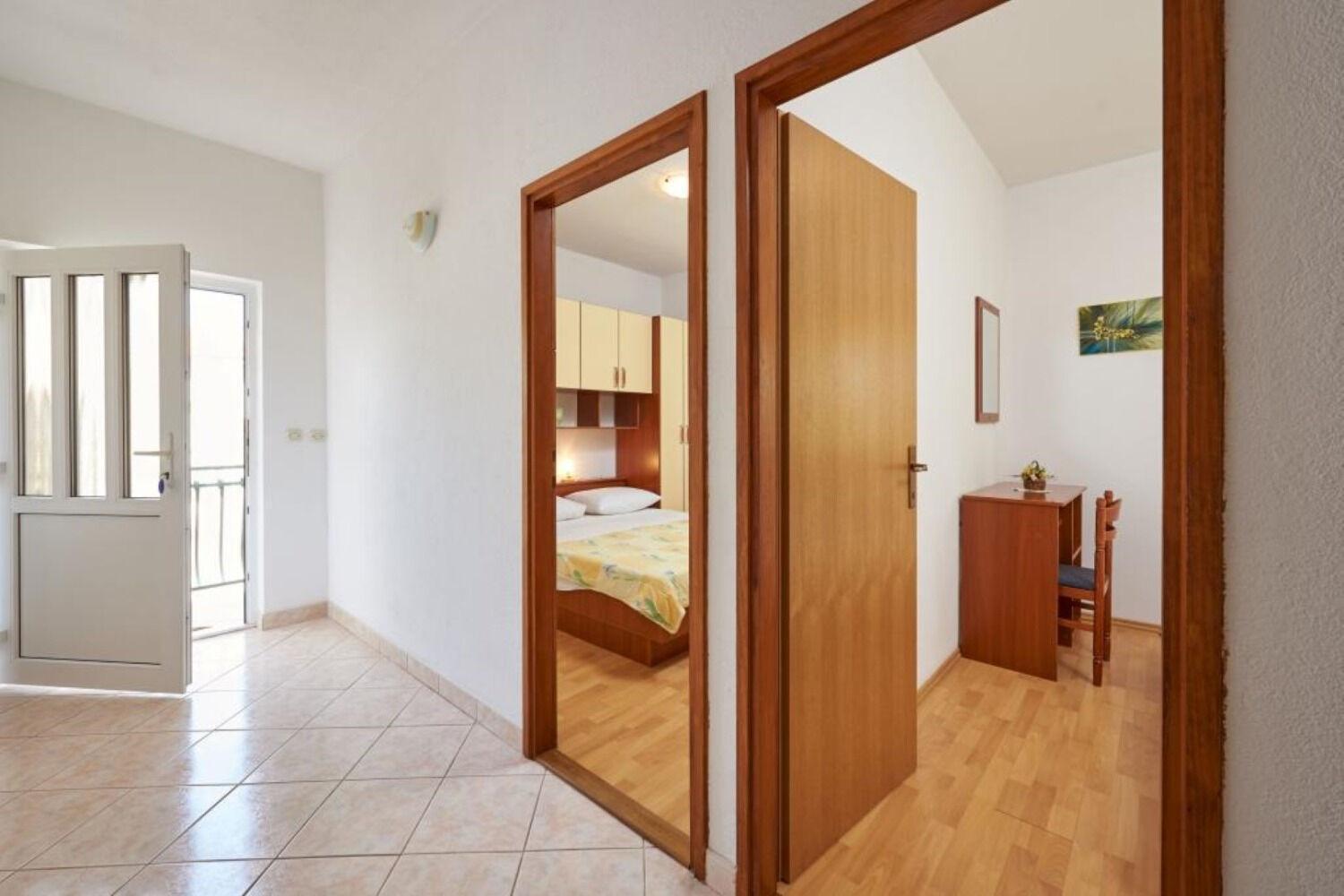 Apartments Mare - 30 M From Pebble Beach Seget Vranjica Exterior foto