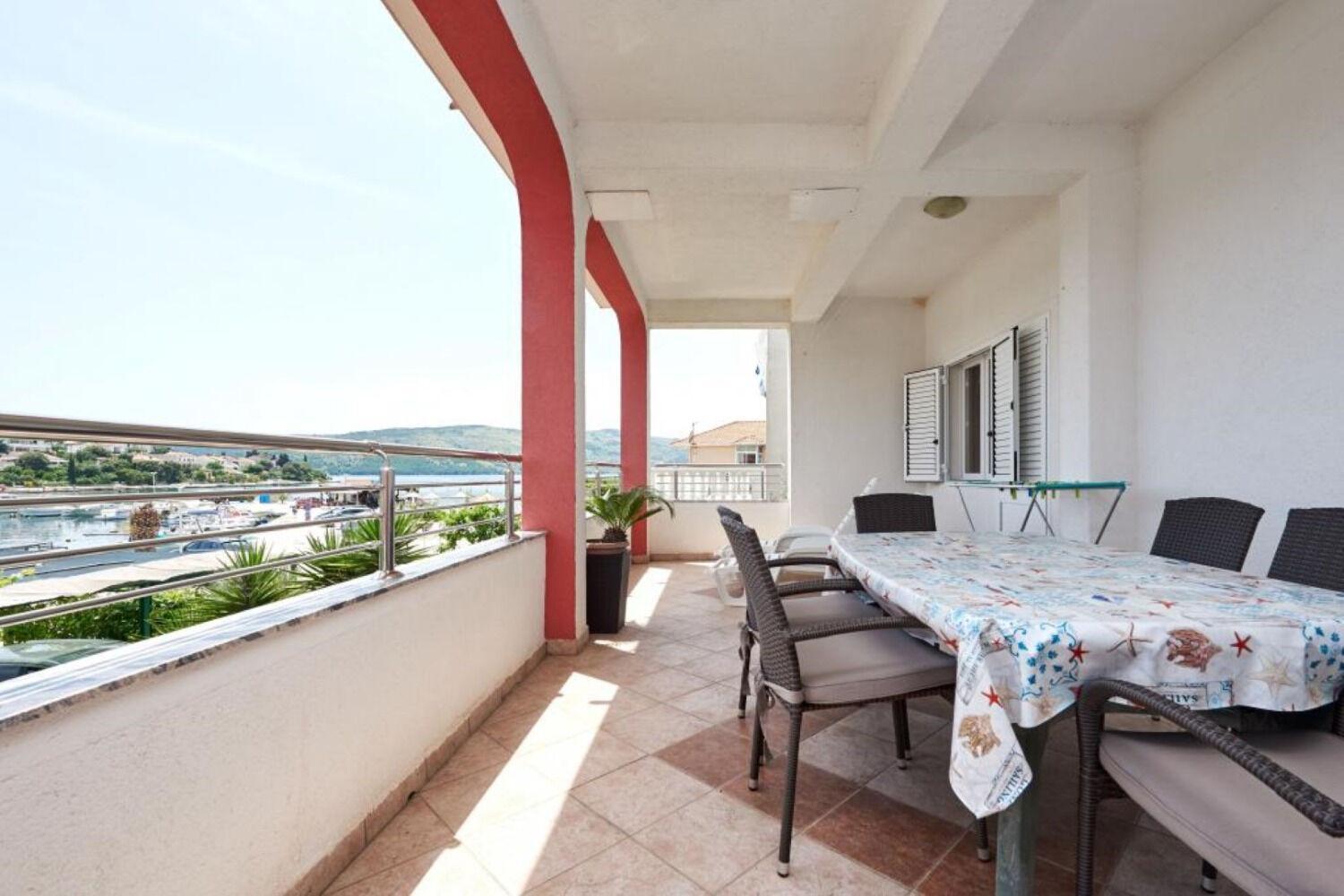 Apartments Mare - 30 M From Pebble Beach Seget Vranjica Exterior foto